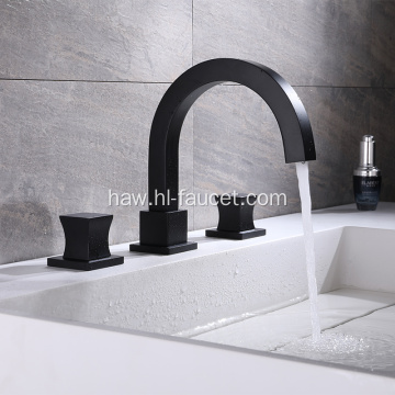 ʻeleʻele ʻeleʻele 3-puka pālua ʻauʻau keleawe swivel faucet